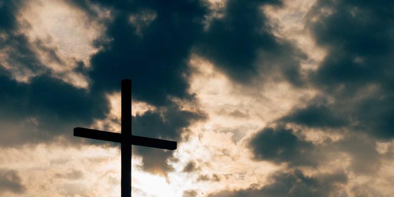 优化供应链与全球货运：香港离岸人民币业务如何重塑国际贸易结算与汇率风险管理