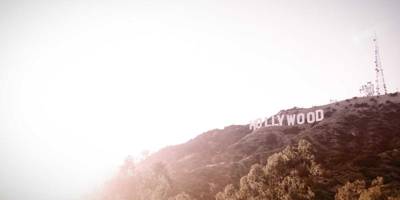 香港物流公司如何借力ESG债券与可持续供应链融资，重塑全球货运与供应链管理新格局