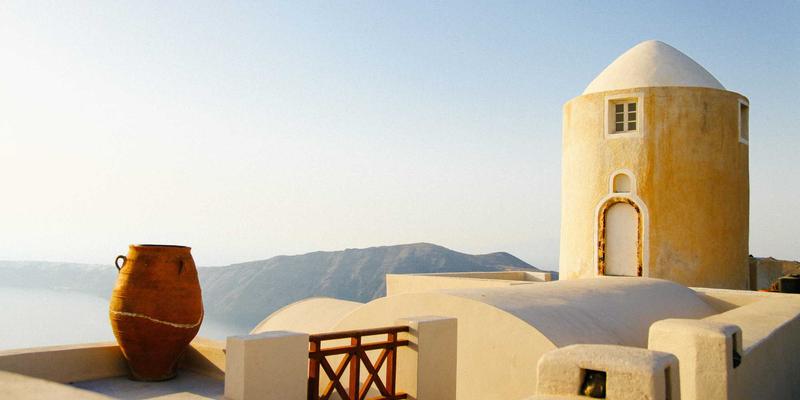 香港环球房地产投资信托基金(REITs)市场研究：物流资产与进出口服务的战略机遇