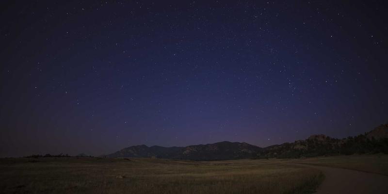 香港环球知识产权贸易枢纽：如何通过国际版权与专利许可管理促进技术进出口与全球货运