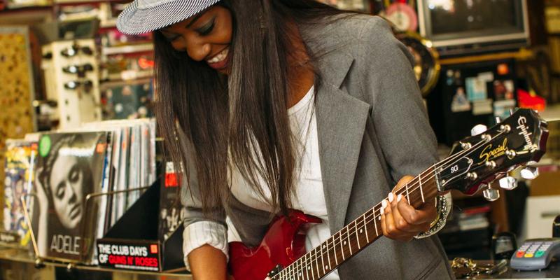 香港环球高端消费品贸易中心：进出口服务、国际贸易与物流公司的黄金三角